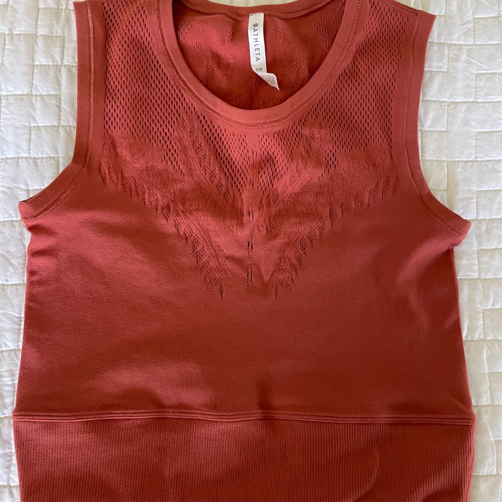 ATHLETA Crop Top NWOT